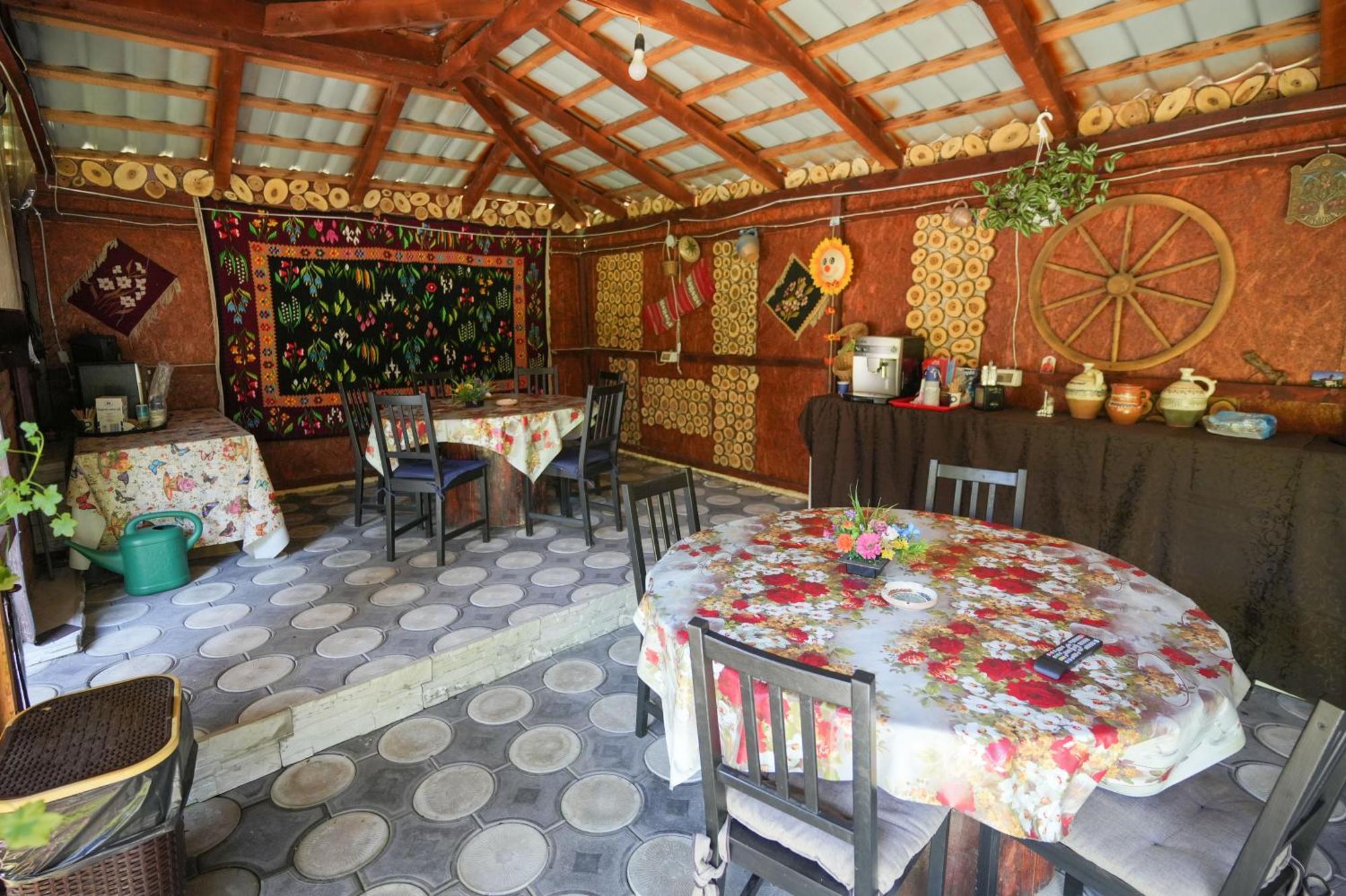Apartament Casa Ion Horezu Zewnętrze zdjęcie
