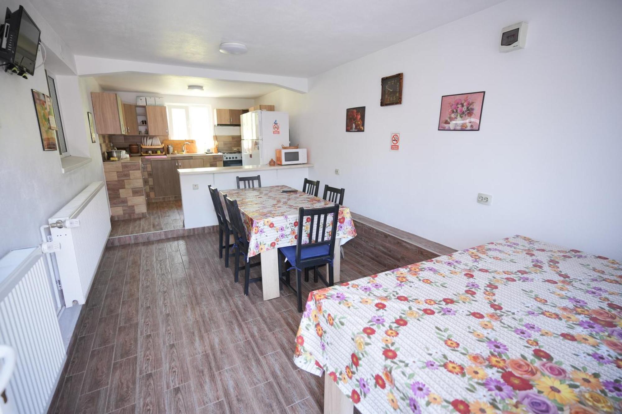 Apartament Casa Ion Horezu Zewnętrze zdjęcie